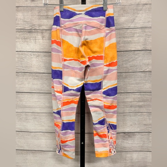 Lululemon True Self Crop Leggings - Picture 7 of 11